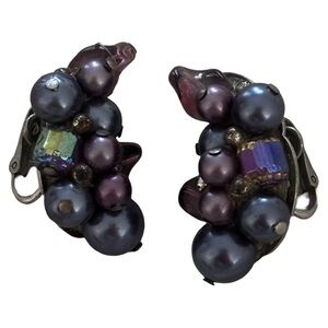 Crown Trifari purple Ab crystal and pearl vintage clip on earring old
